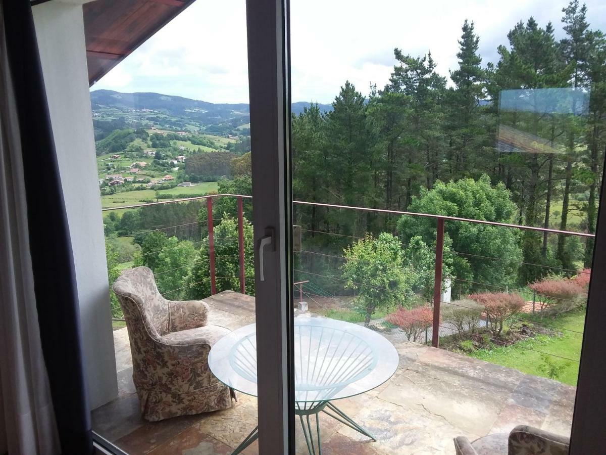 Ferienwohnung En La Colina 2 Montanealde Gamiz-Fika Exterior foto